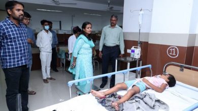 Photo of बीती रात मेडिकल कॉलेज अस्पताल के औचक निरीक्षण में पहुंची कलेक्टर श्रीमती रानू साहू